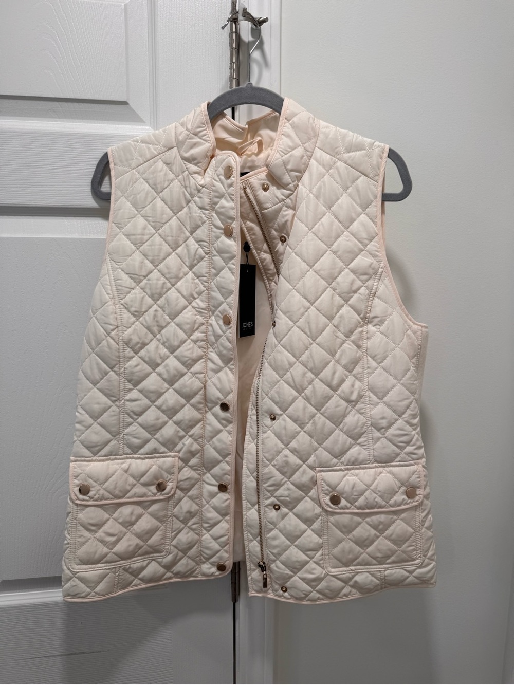 Jones New York Quilted Cream Sleeveless Vest